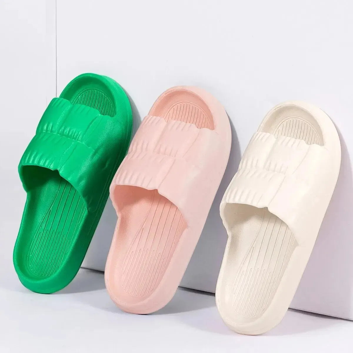 Women Soft Sole Cloud Slippers Thick Platform Indoor Outdoor Beach