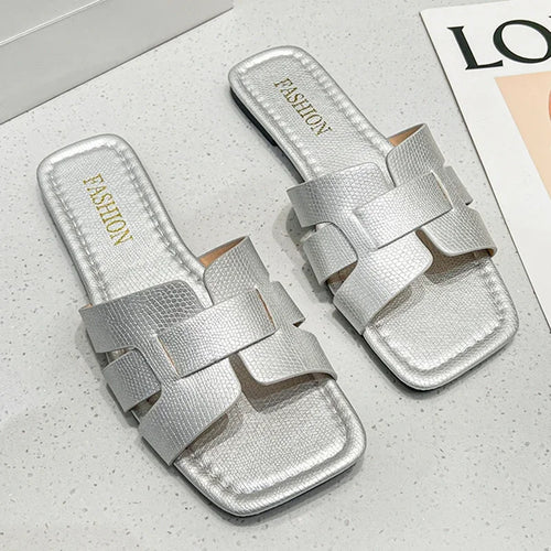 Luxury Summer Slippers Women Flat Outdoor Trend Beach Sandals Female