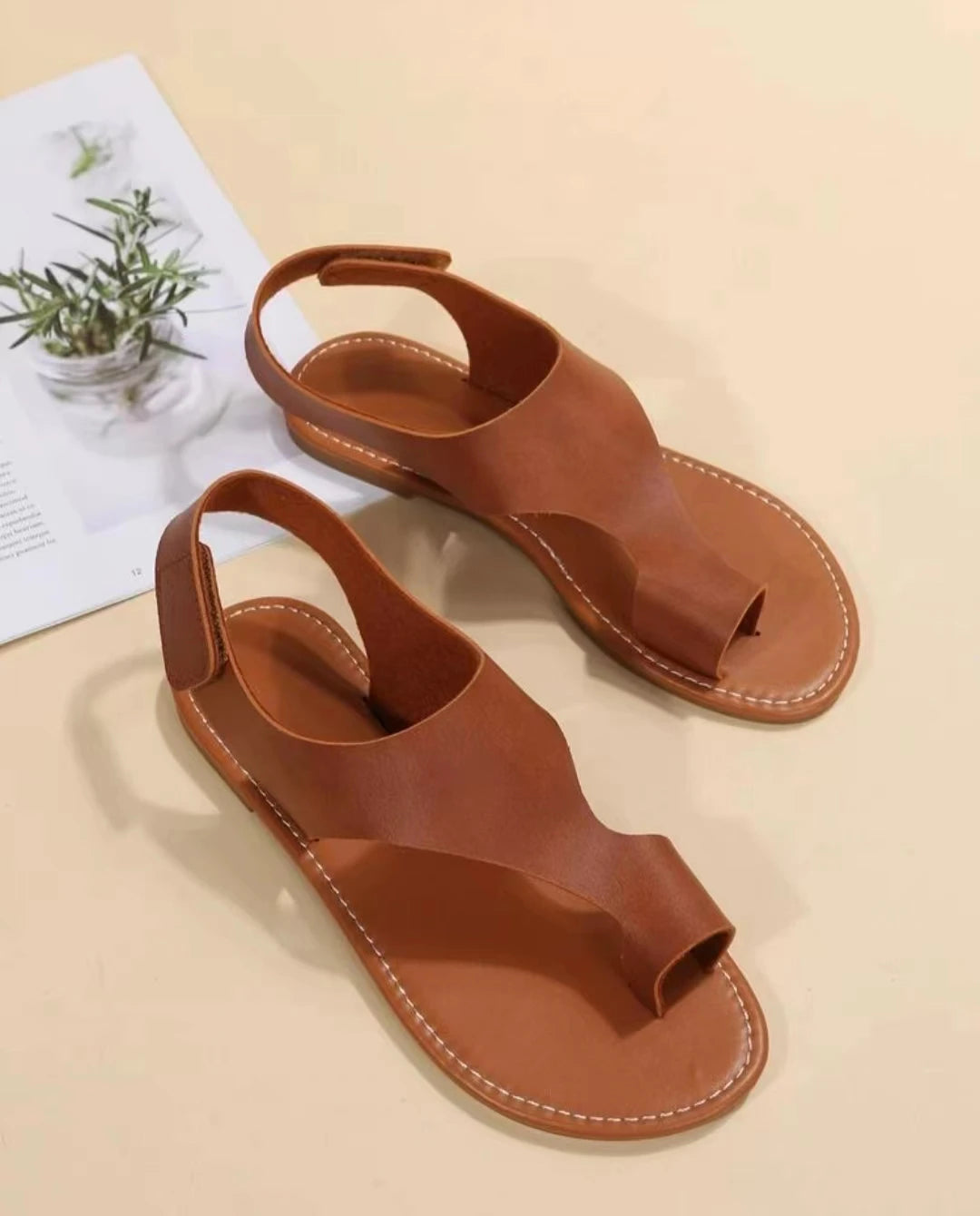 Women Flat Sandals PU Leather Open Toe Ladies Beach Shoes