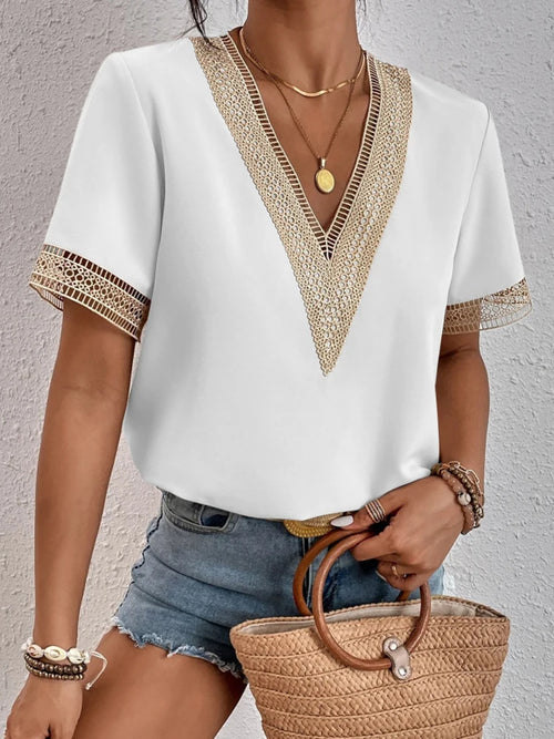 Lace V-neck short-sleeved T-shirt