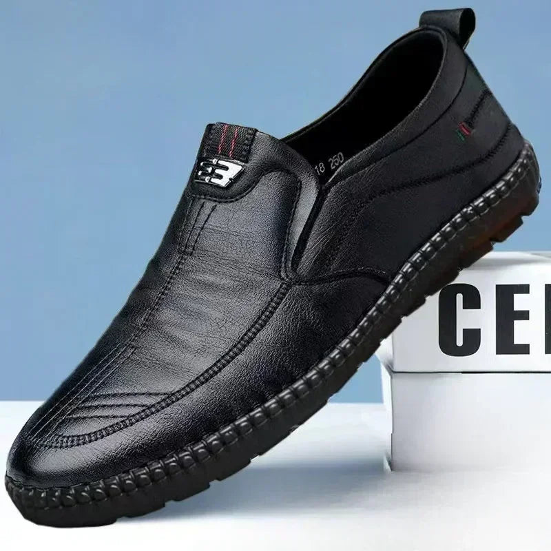 Men's Leather Shoes New Summer Outdoor Slip on Casual Shoes Breathable