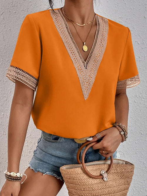 Lace V-neck short-sleeved T-shirt