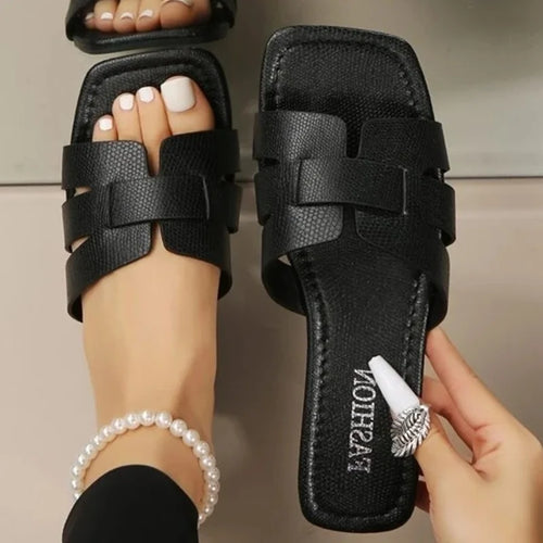 Luxury Summer Slippers Women Flat Outdoor Trend Beach Sandals Female